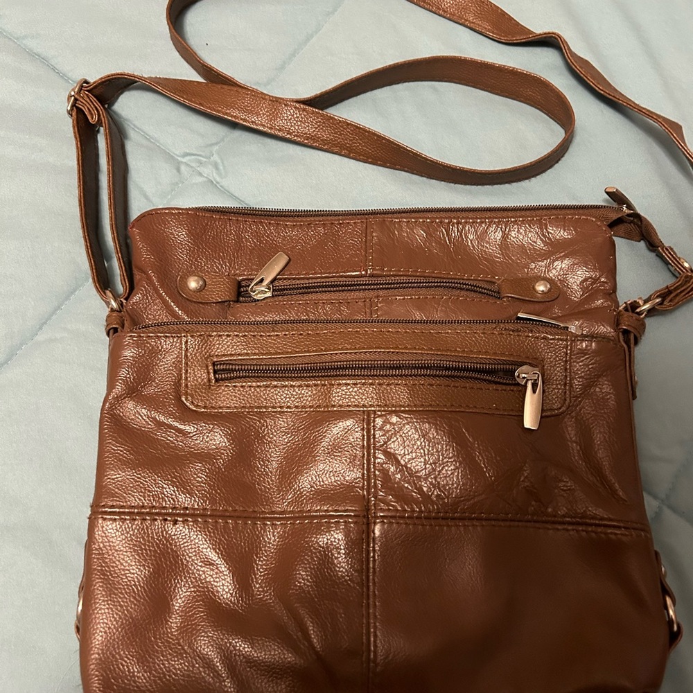 Cross over or shoulder bag